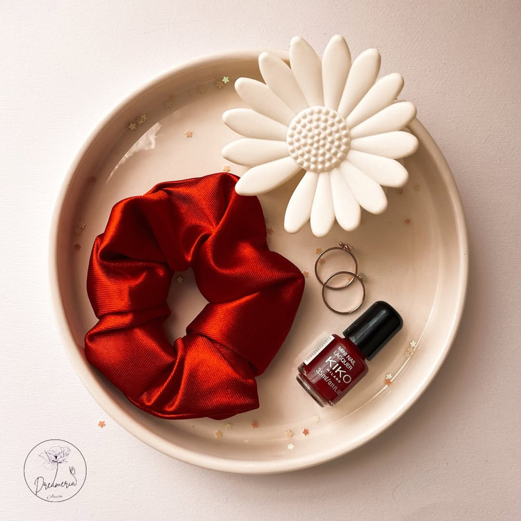 کش اسکرانچی و کلیپس بابونه